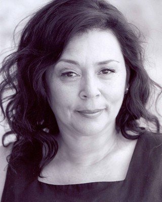 露易丝·博巴迪尔 Louise Bombardier