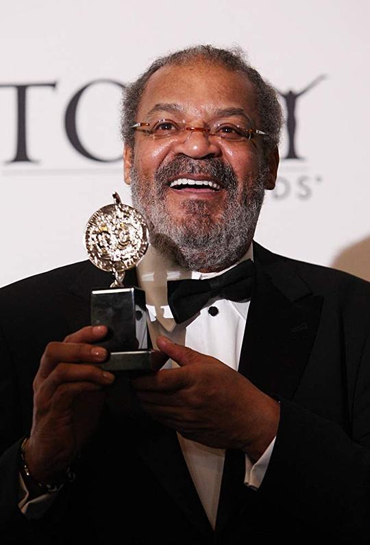 罗杰·罗宾森 Roger Robinson