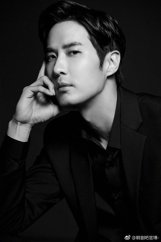 金知硕 Ji-seok Kim