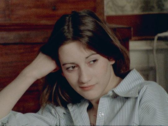 凱洛琳·蘿柏 Caroline Loeb