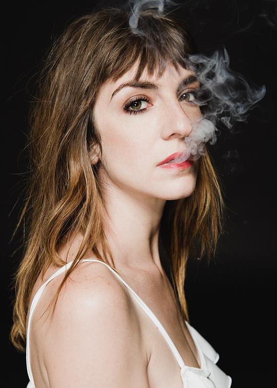 胡丽叶塔·泽尔贝伯格 Julieta Zylberberg