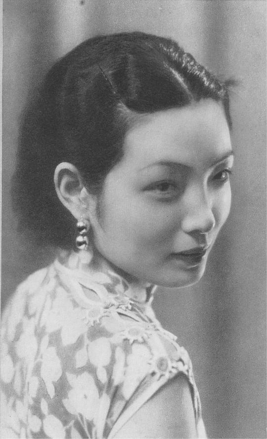 黄耐霜 Naishuang Huang