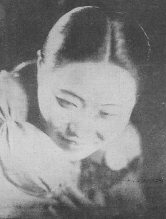 赵静霞 Jingxia Zhao