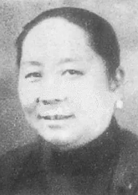 黄筠贞 Yunzhen Huang