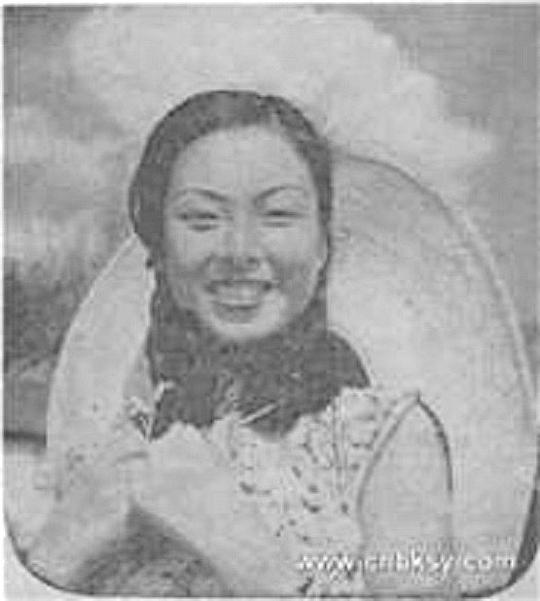 李静 Jing Li