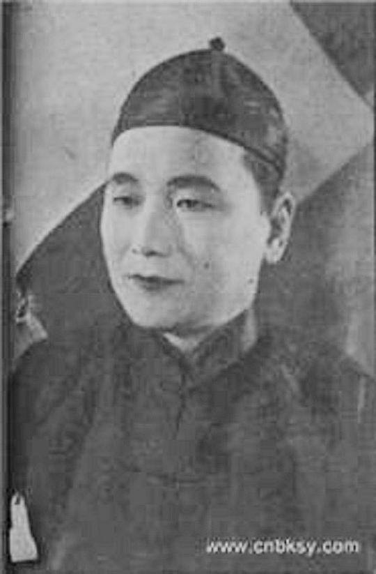萧正中 Zhengzhong Xiao