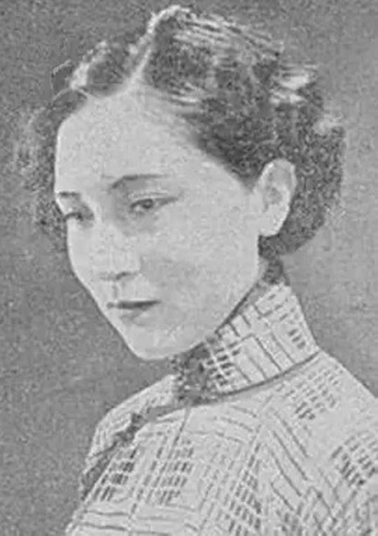 张新珠 Xinzhu Zhang