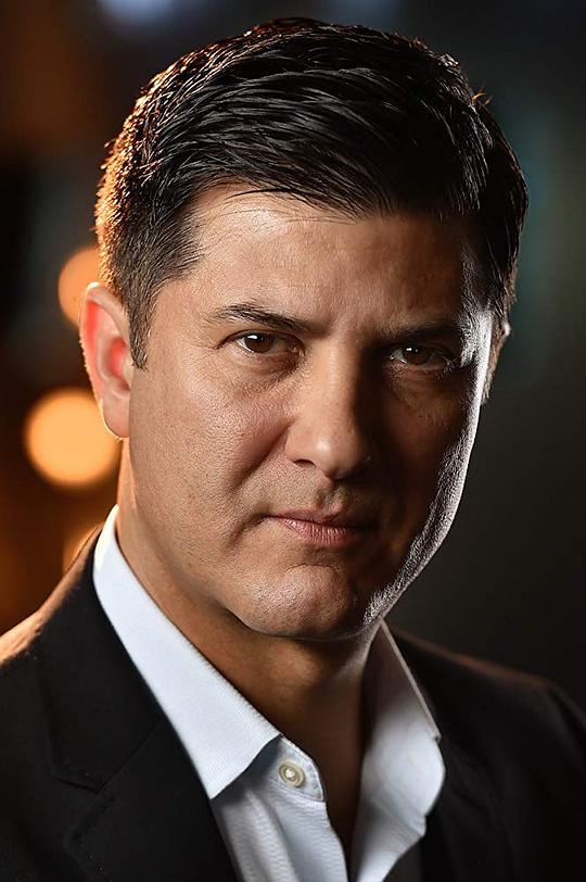 伊桑·弗劳尔 Ethan Flower