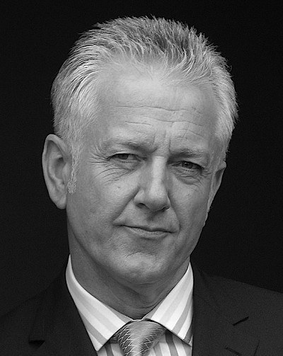 帕维尔·道格拉斯 Pavel Douglas