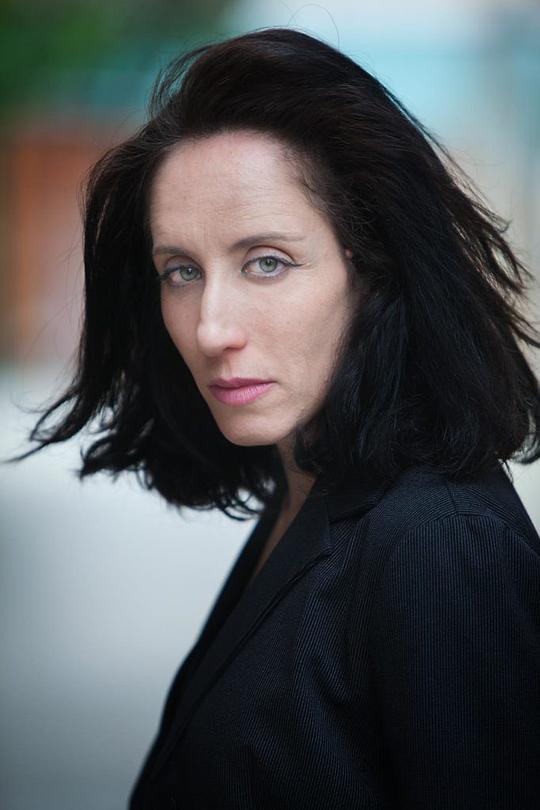 皮纳·迪·热那罗 Pina Di Gennaro
