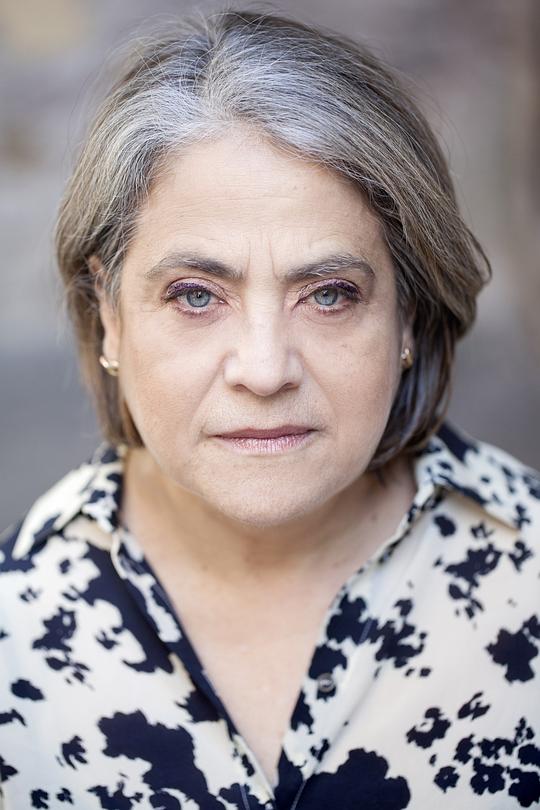 农齐娅·斯基亚诺 Nunzia Schiano