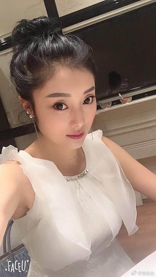 雷俞俞 Yuyu Lei