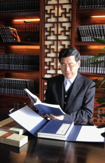 刘星 Xing Liu