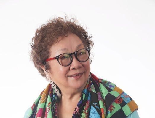 陈薪伊 Xinyi Chen