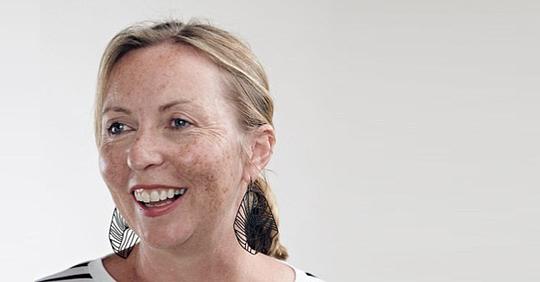 克莱尔·曼德尔 Claire Mundell