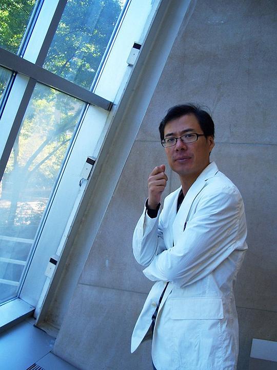 肖同庆 Tongqing Xiao