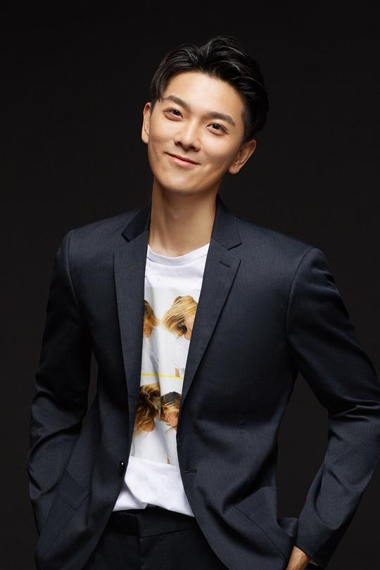 查文浩 Wenhao Zha