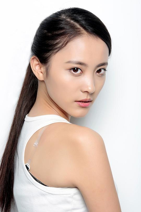 方子怡 Ziyi Fang