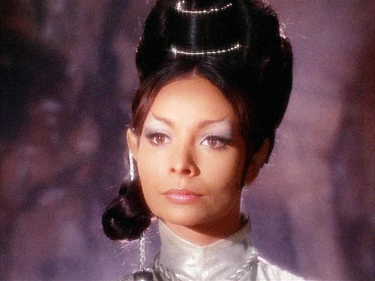 阿琳·马特尔 Arlene Martel