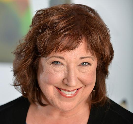 梅勒妮·海恩斯 Melanie Haynes