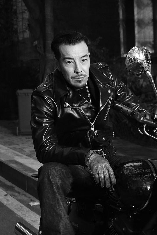 海一天 Yitian Hai