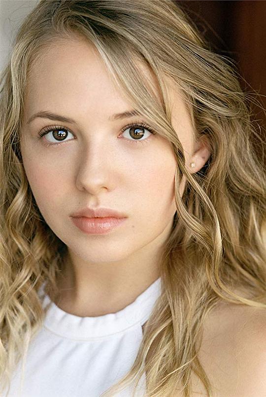 Nicole Alyse Nelson Nicole Alyse Nelson