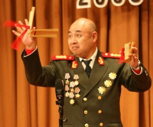 董怀义 Huaiwen Dong