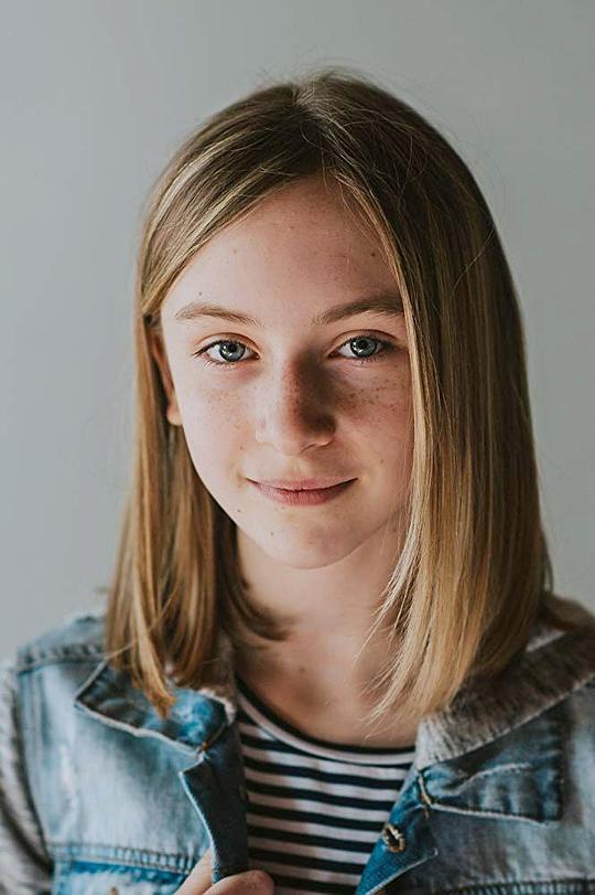 索菲娅·韦尔斯 Sofia Wells