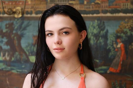 基娅拉·奥利勒拉 Chiara Aurelia