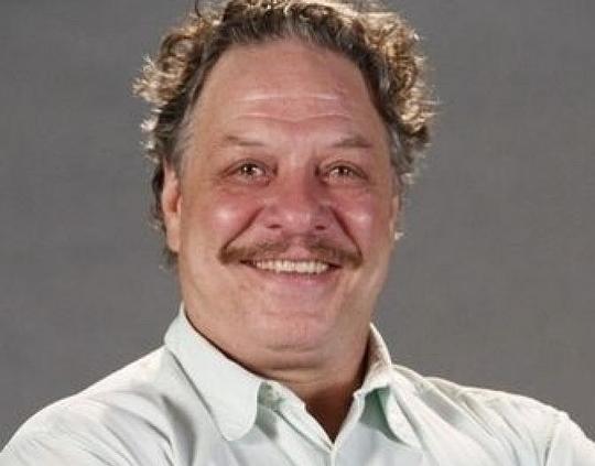 埃尔纳尼··摩拉艾斯 Ernani Moraes