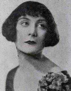Lottie Lyell Lottie Lyell