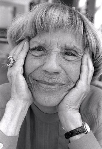 阿斯特丽兹·亨宁-延森 Astrid Henning-Jensen