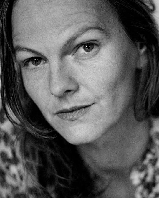 瓦莱丽·玛萨迪昂 Valérie Massadian