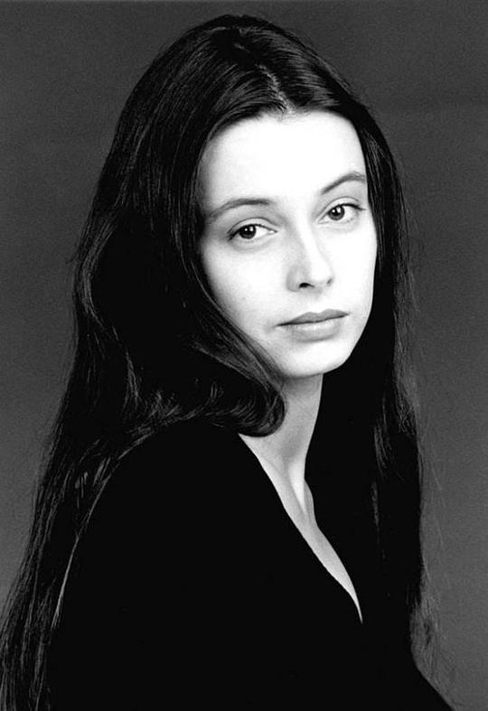 瑞娜塔·丹斯威茨 Renata Dancewicz