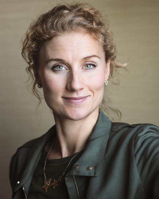 杰西卡·斯维尔 Jessica Swale