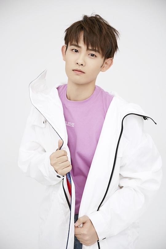 赵奂然 Huanran Zhao