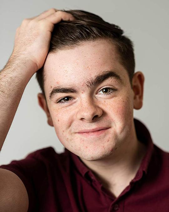 阿尔菲·西蒙斯 Alfie Simmons