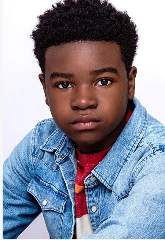 阿尔科亚·布伦森 Alkoya Brunson