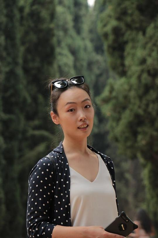 王依骊 Yili Wang