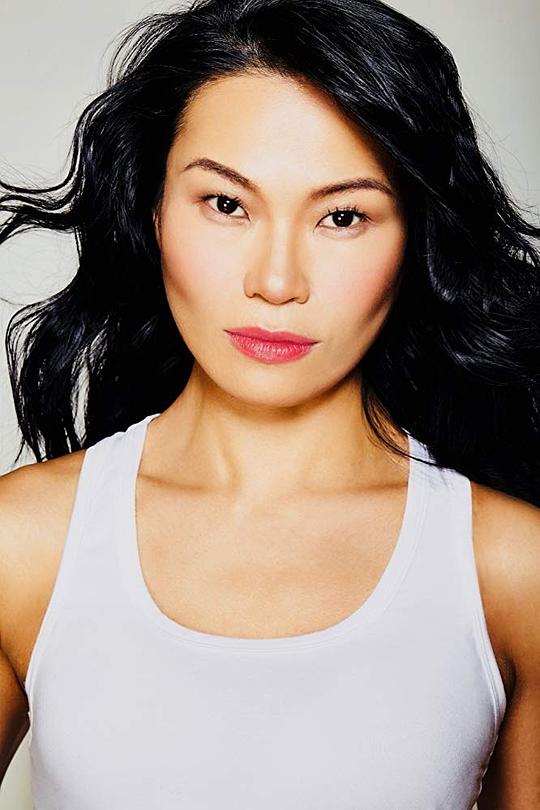 洛德斯·法比尔斯 Lourdes Faberes