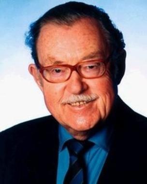 艾兰·维克 Alan Whicker