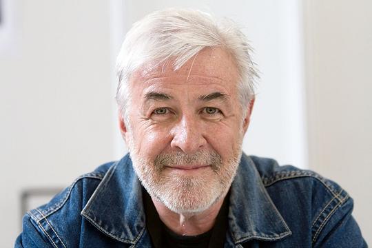 吉姆·拜恩尼斯 Jim Byrnes