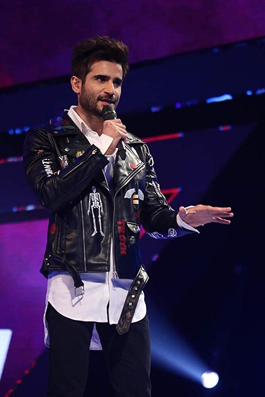 卡兰·塔克尔 Karan Tacker