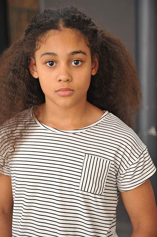 莎莎·罗根 Sasha Rojen