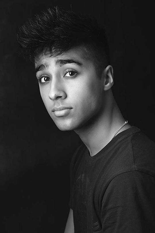 钱尼尔·库勒 Chaneil Kular