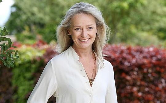 凯瑟琳·拉贝特 Catherine Rabett