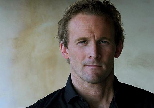 朱利安·亚当斯 Julian Adams