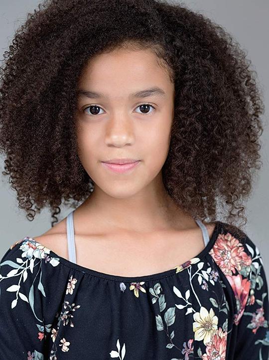 阿勒·伊丽莎白·约翰逊 Ari Elizabeth Johnson