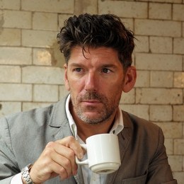 拉塞尔·诺曼 Russell Norman