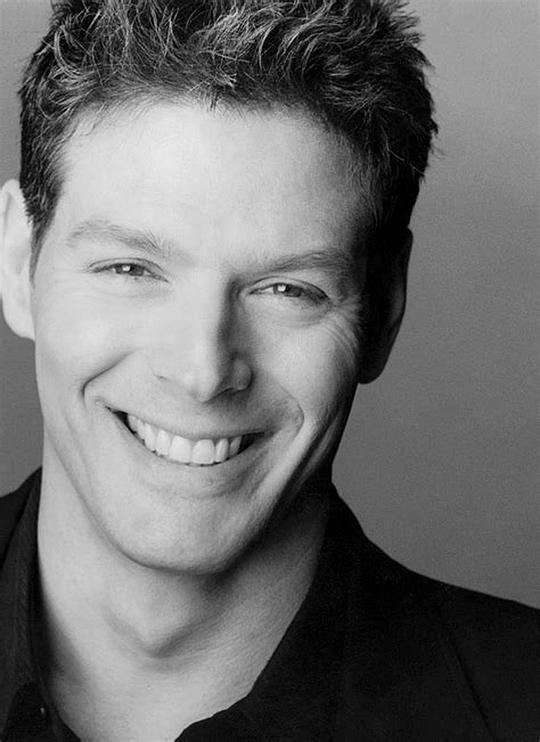 凯文·斯派塔斯 Kevin Spirtas